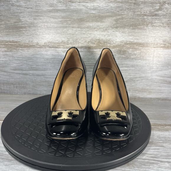 Tory Burch Women’s Black Wedge Heels Gold Logo Patent Leather Size 7 - Picture 2 of 8